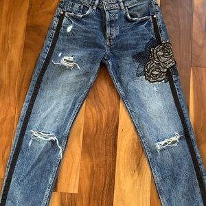 Zara Embroidered Jean